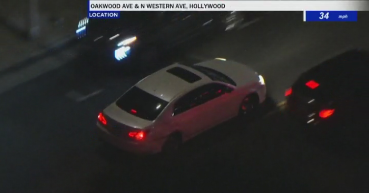 Man in Los Angeles arrested after running across 101 Freeway during ...