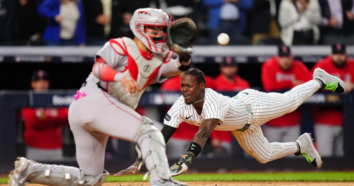 レッドローズ・ストレートステッキ☆チャップリン（216） Red Sox come up empty as Yankees force deciding Game 3 in Wild
