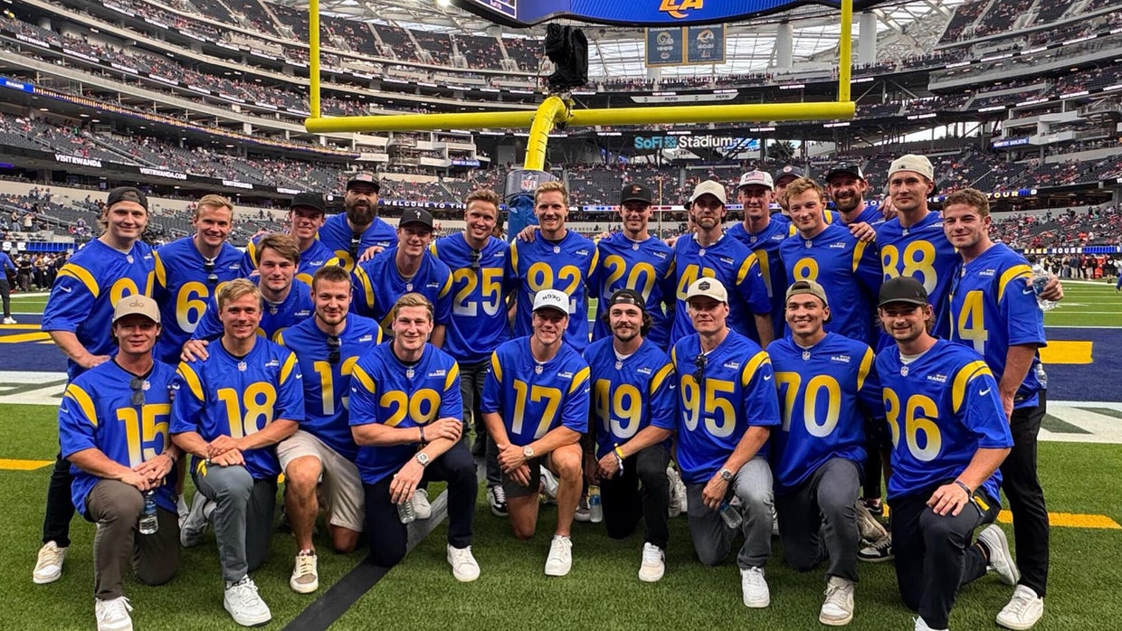 Colorado Avalanche players show up at Thursday Night Football game ...