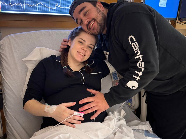 jennifer-and-caleb-prior-to-delivery.jpg 