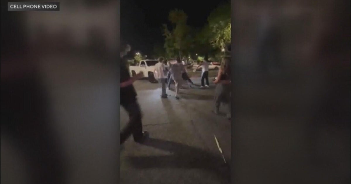 2 Simi Valley teens admit to hate crimes in parking lot brawl case, DA says