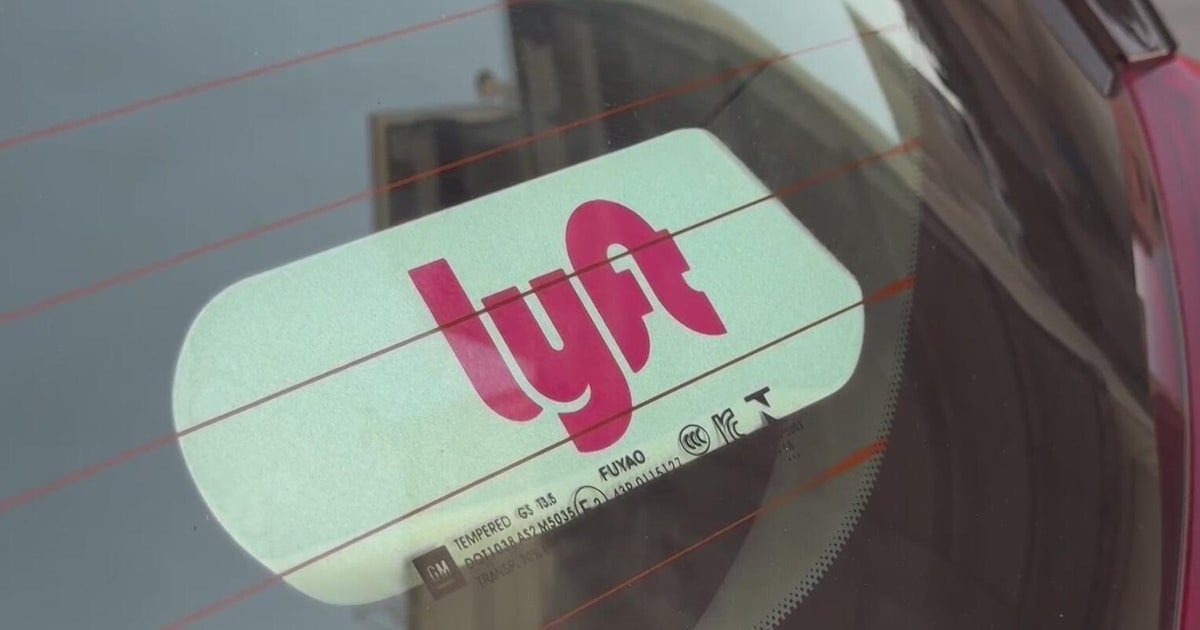 Newsom signs bill allowing California rideshare drivers to form union, negotiate contract