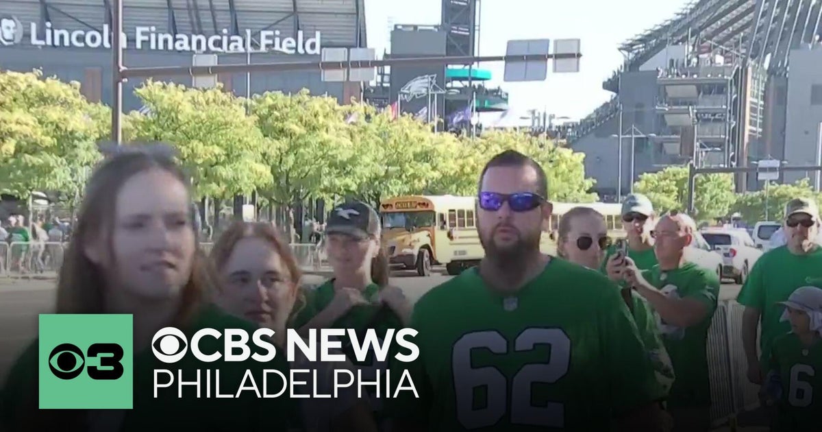 Broncos Secure Controversial Upset Over Eagles, Impacting Philadelphia's Season