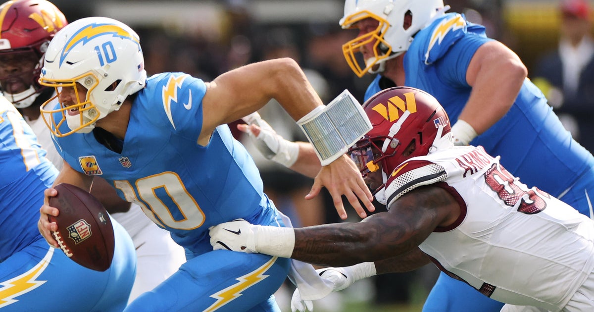 Commanders rally from 10-0 deficit with 27 straight points to beat ...