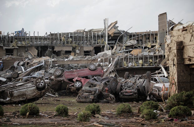 Tornado Outbreak Slams Through Oklahoma 