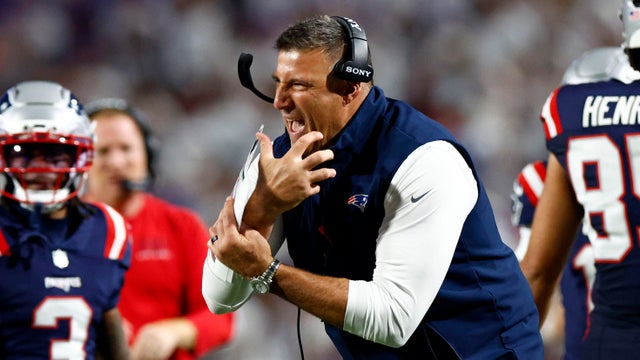 mike-vrabel.jpg 