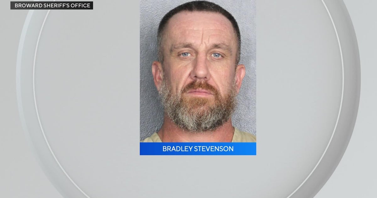 Father arrested after allegedly taking children during Fort Lauderdale SWAT standoff
