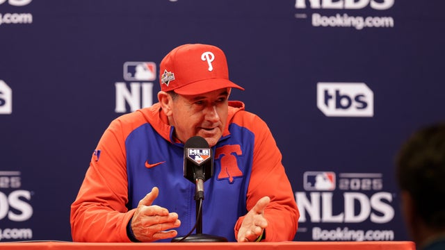 Division Series - Los Angeles Dodgers v Philadelphia Phillies - Game 2 