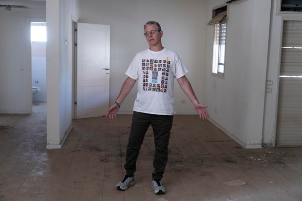 Be'eri Families Visit Kibbutz Ahead Of Oct. 7 Anniversary 