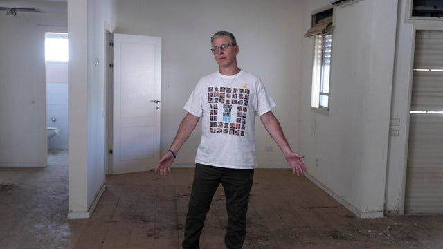Be'eri Families Visit Kibbutz Ahead Of Oct. 7 Anniversary 