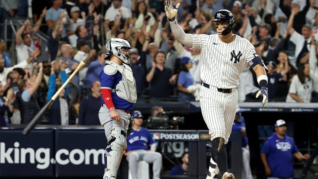 yankees-blue-jays-aaron-judge.jpg 
