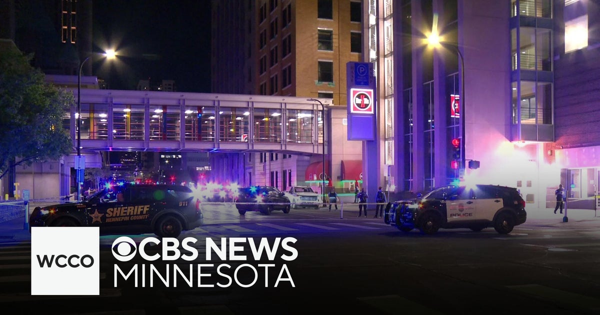 1 dead, 3 injured in downtown Minneapolis bar shooting - CBS Minnesota