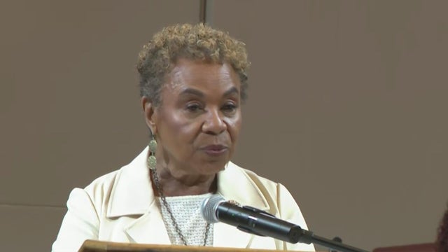 Oakland Mayor Barbara Lee 