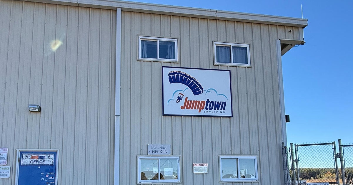 Skydiver dies after mid-air collision in Massachusetts