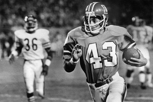OCT 16 1978, OCT 17 1978, NOV 20 1984, DEC 22 1984; Broncos Trickery Catches Bears Off Guard; Defens 