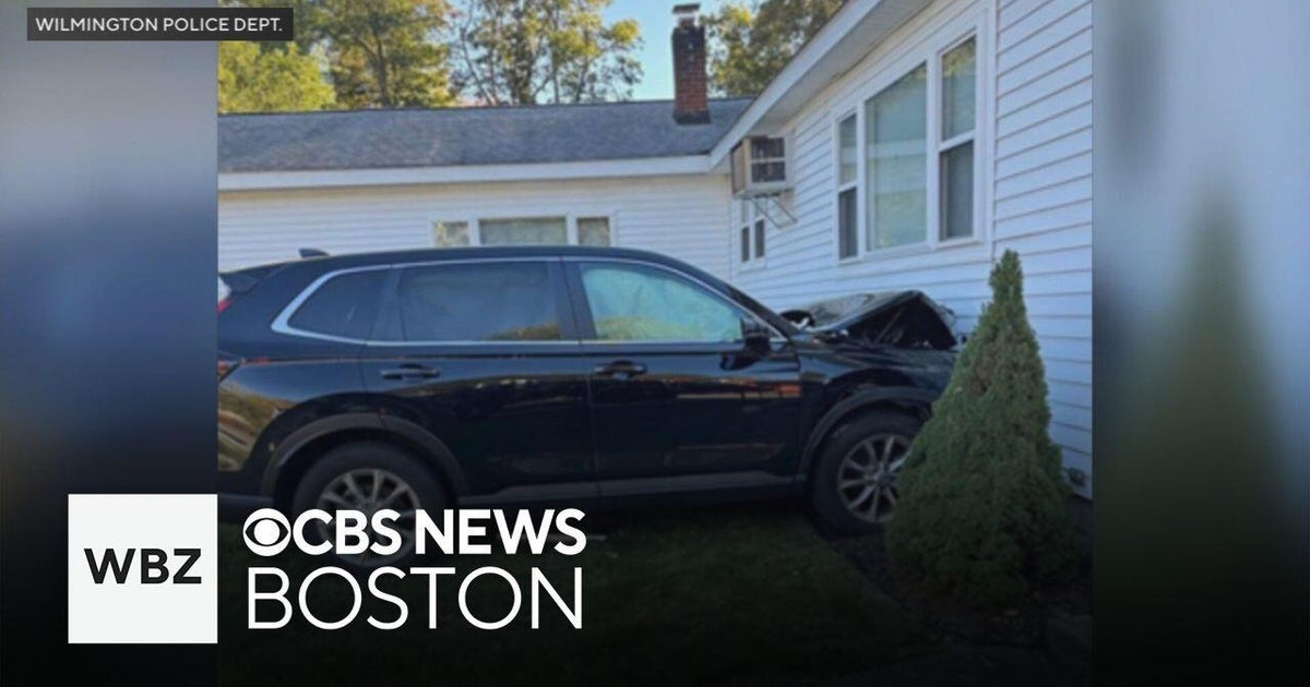 Driver injured after crashing car into house in Wilmington - CBS Boston
