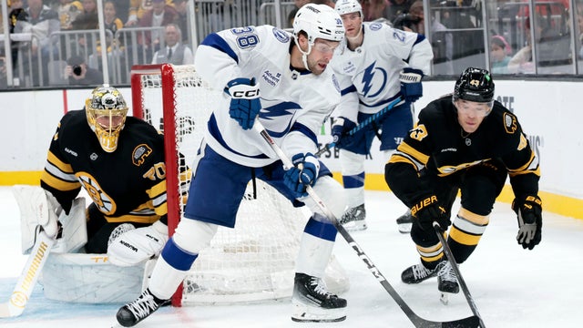 bruins-lightning.jpg 