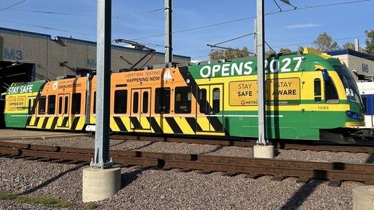 train-crop.jpg 