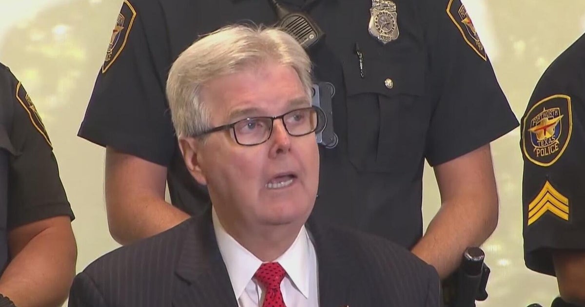 Texas lawmakers launch flood disaster probe as new details emerge in Dallas facility shooting