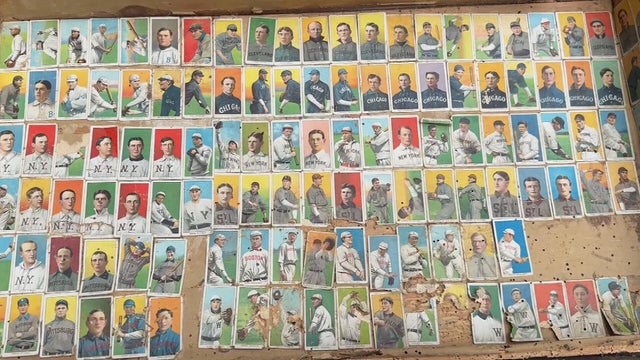 Old baseball cards 