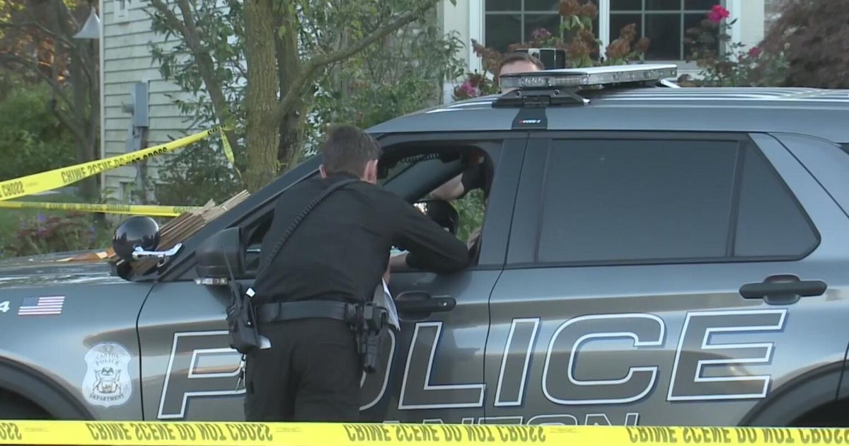 Police investigate after 3 people stabbed in Canton - CBS Detroit