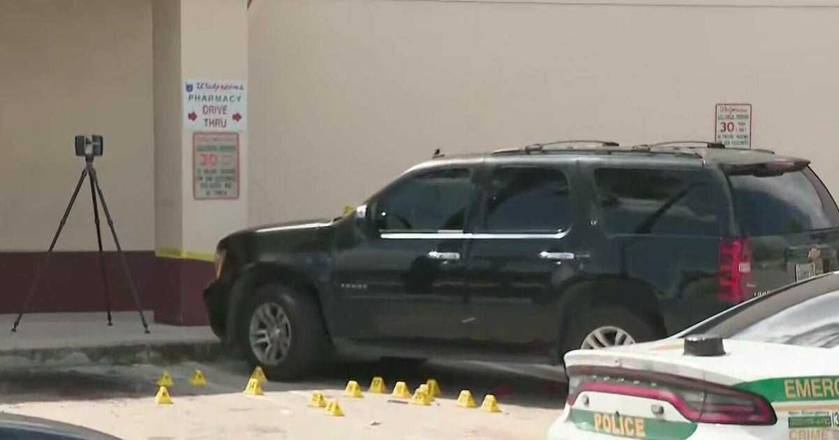 Investigation continues after 2 men found dead in Miami-Dade Walgreens ...