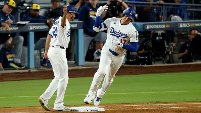 National League Championship Series - Milwaukee Brewers v Los Angeles Dodgers - Game Four 