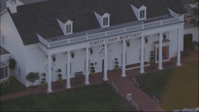 forest-lawn-mortuary.jpg 