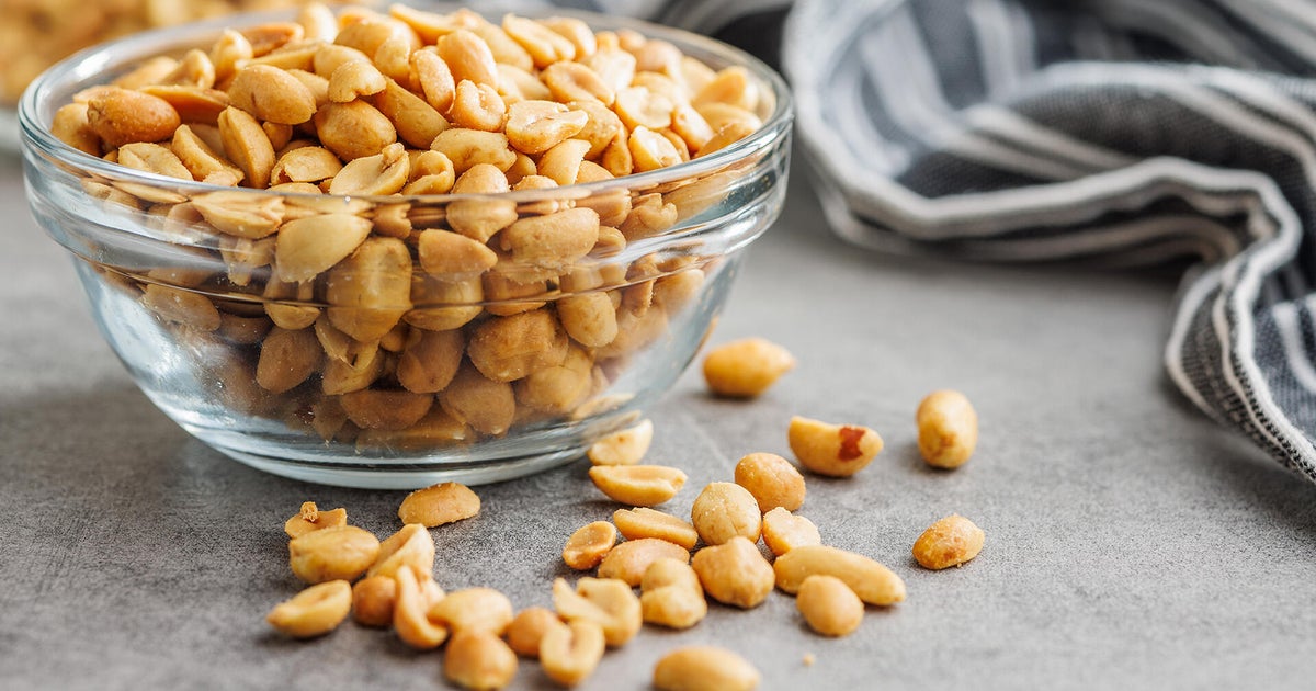 Peanut allergies in kids decline 10 years after experts recommend early infant exposure, study finds