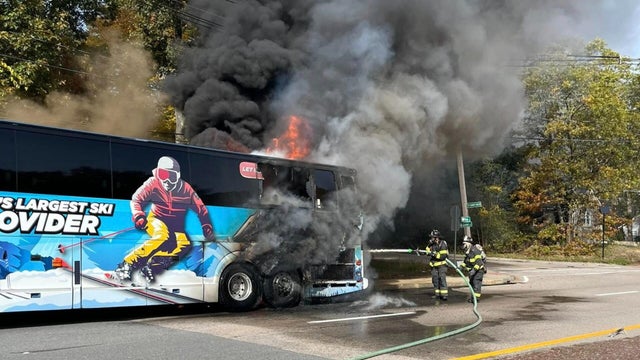umass-lowell-bus-fire-mike-i-frame-164.jpg 