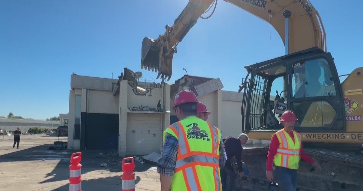 San Jose begins housing project near Berryessa BART station - CBS San ...