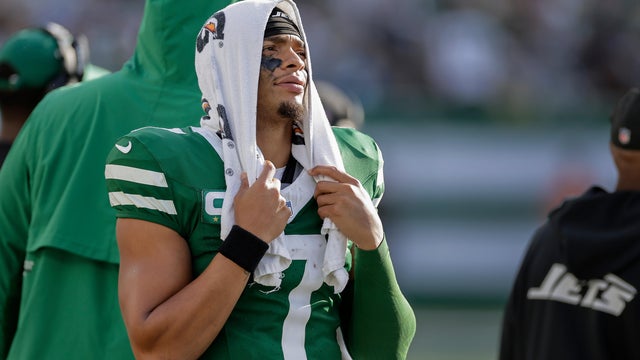 jets-qb-justin-fields-2.jpg 