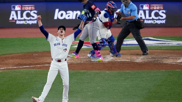 APTOPIX ALCS Mariners Blue Jays Baseball 