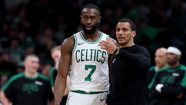 Los Angeles Lakers v Boston Celtics 