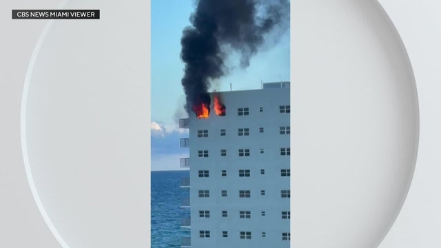 hollywood-apartment-fire-vids.jpg 