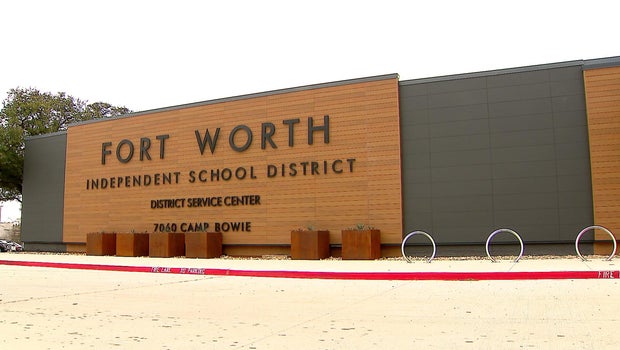 After an hours-long meeting, Fort Worth ISD managers vote to close bilingual campus, cut some staff