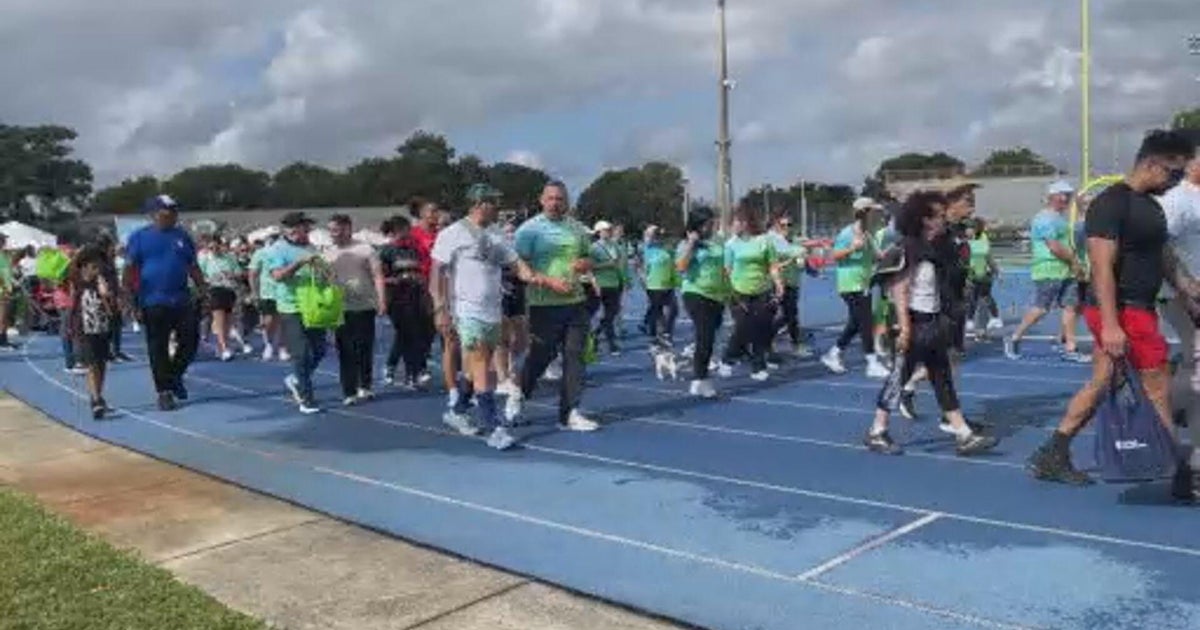 “Moving Day Miami” raises at least 0,000 for Parkinson’s Foundation to help raise awareness, research funds “Moving Day Miami” raises at least 0,000 for Parkinson’s Foundation to help raise awareness, research funds