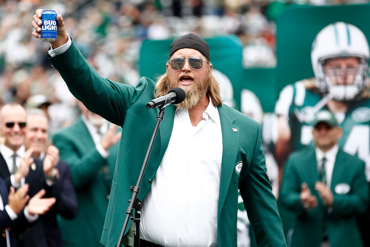 Nick Mangold, legendary New York Jets center, dies from kidney disease ...
