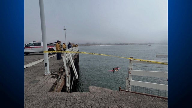 Vehicle Off Santa Cruz Wharf