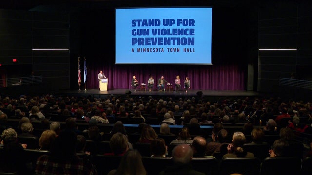 10p-pkg-gun-violence-town-hall-wcco91re.jpg