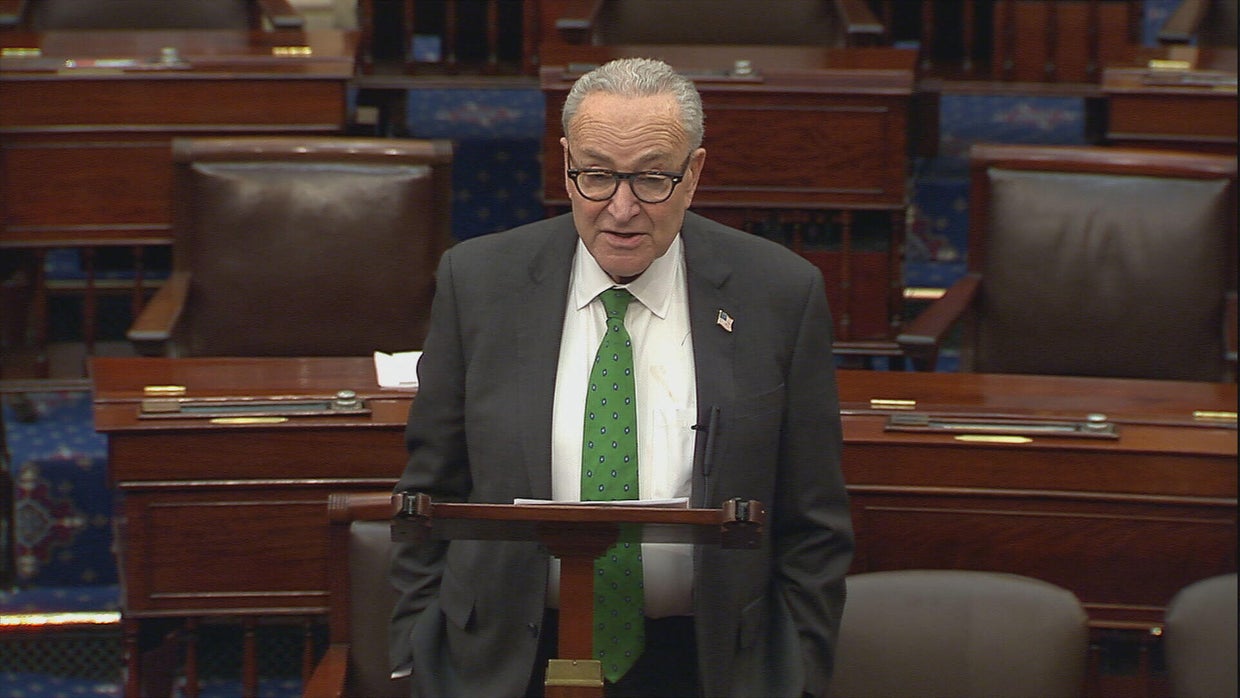 Government shutdown drags on as missed paychecks, benefit lapses ...