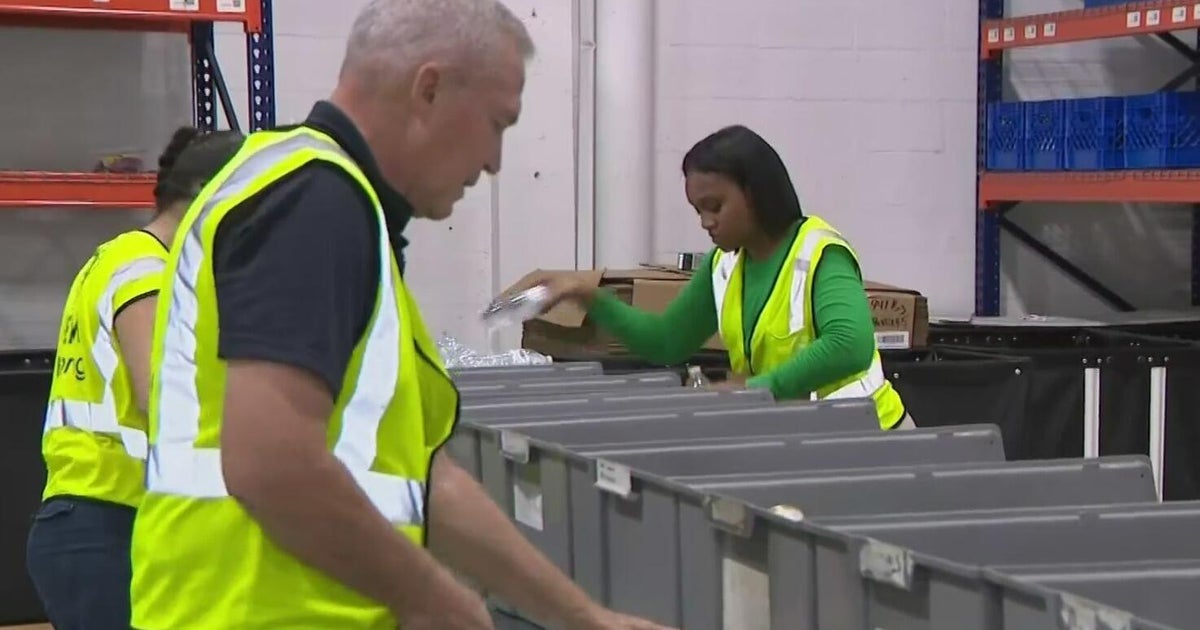 South Floridians help pack supplies to send to Caribbean as Hurricane Melissa heads toward Jamaica South Floridians help pack supplies to send to Caribbean as Hurricane Melissa heads toward Jamaica