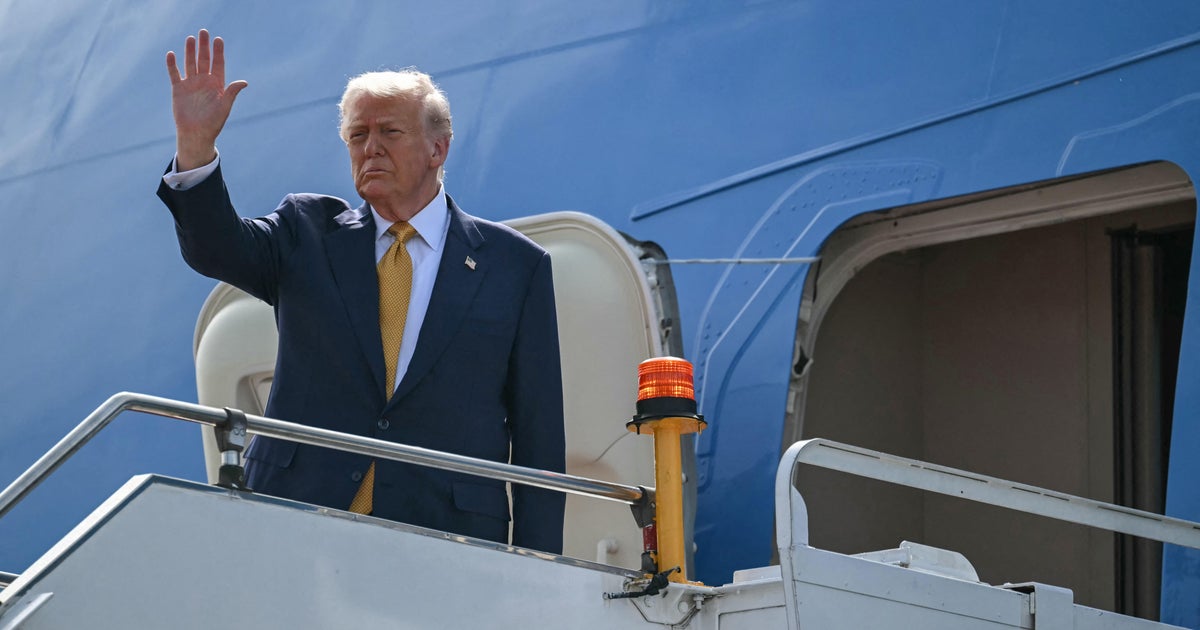 Trump says he expects to reach trade deal with China as his Asia trip continues