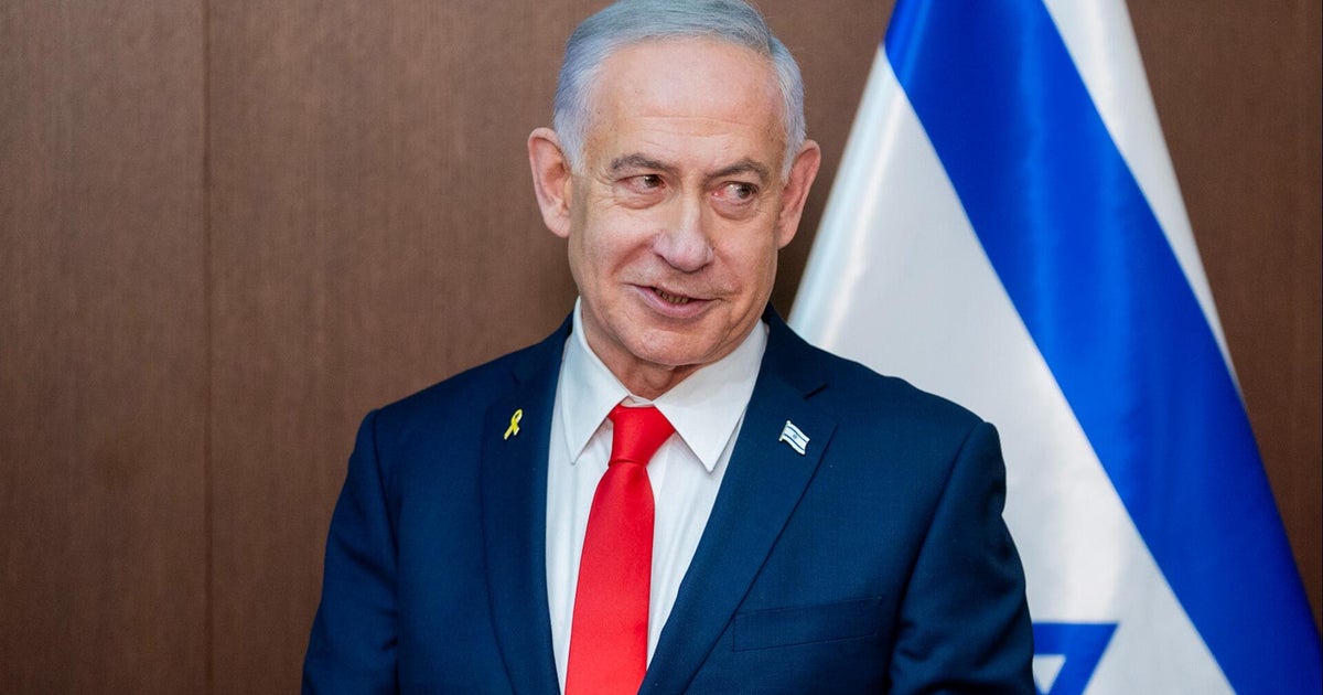 Netanyahu orders strikes on Gaza, accusing Hamas of returning wrong hostage remains