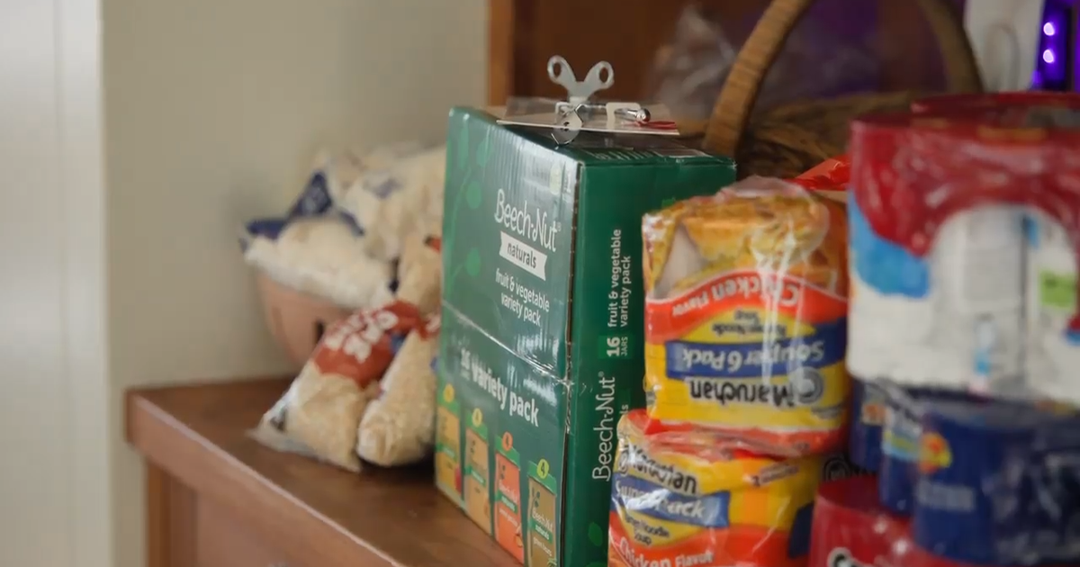 Federal Shutdown Cuts SNAP Benefits, Drives Food Aid Surge Across States