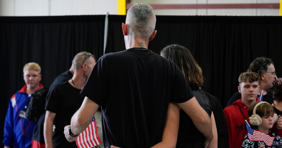 Trump units lowest refugee cap in U.S. historical past, allocating 7,500 spots, largely for Afrikaners Trump units lowest refugee cap in U.S. historical past, allocating 7,500 spots, largely for Afrikaners