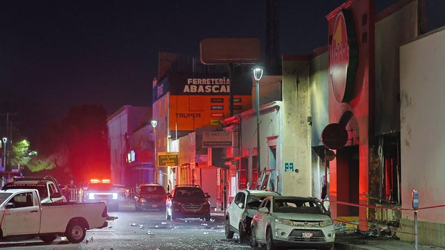 Fire in a store in northwestern Mexico kills multiple people in Hermosillo 