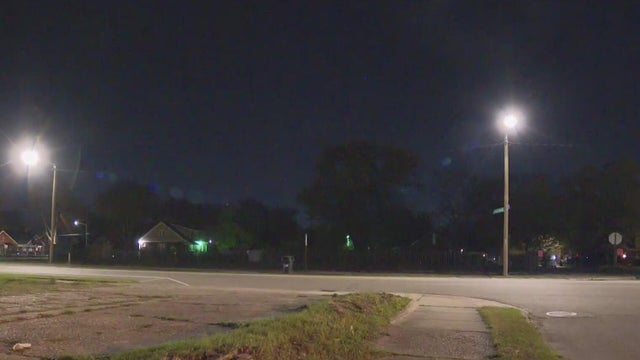 Man's body found in Detroit field, police say 