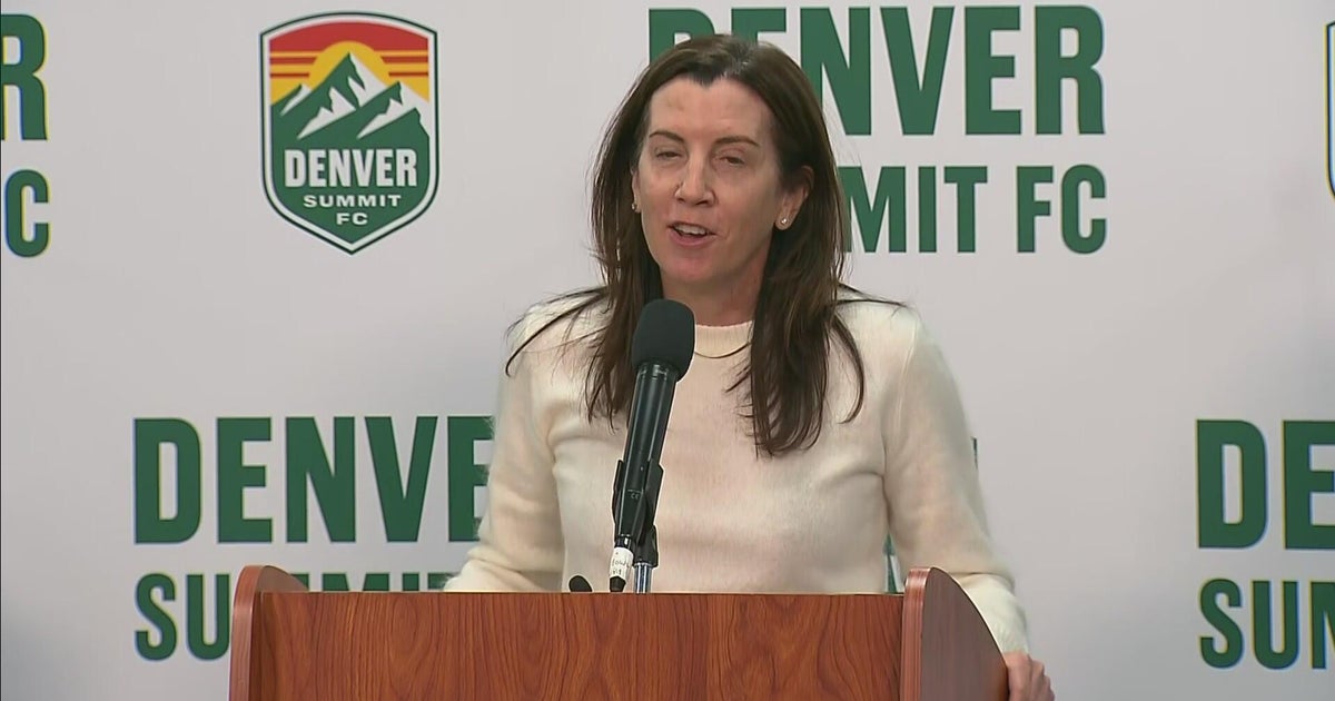 Denver Summit hopes to have record crowd for first game - CBS Colorado