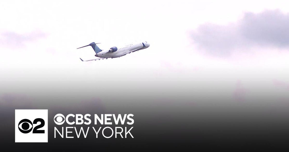 FAA announcing 10% flight reduction - CBS New York